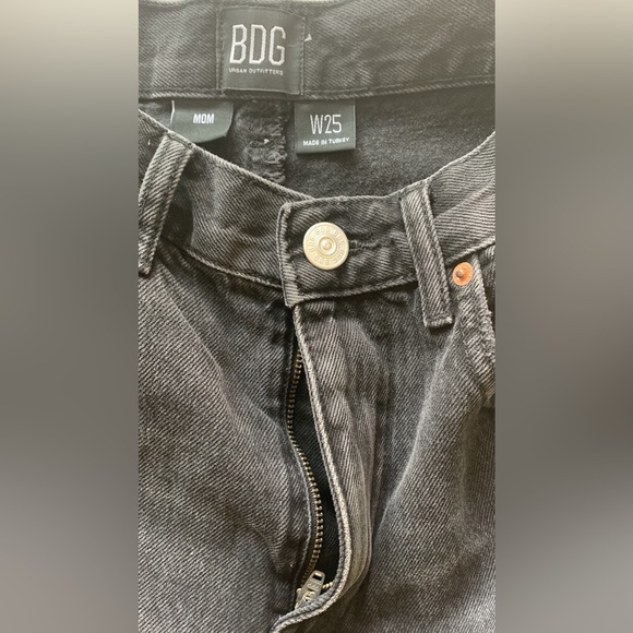 BDG Urban Outfitters Faded Black Mom Shorts, 25 - Picture 4 of 5